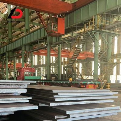 Q235B Ss400 S235jr ASTM A36 St37-2 Q345b S355jr Sıcak lastikli çelik levha düz demir ağ bükme kalıplama beton inşaat için metal levha