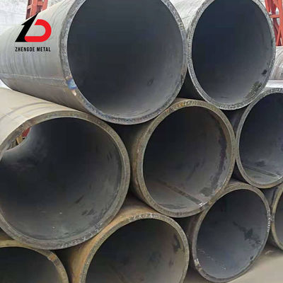 LSAW SSAW ERW Sch40 0,6-30mm Kalınlıkta Duvarlı Yuvarlak Tüp Hafif Karbon Çelik Saldırılmış Dikişsiz Tüp Tüpleri Petrol / Gaz Kavması İçin