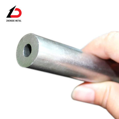 İlk Kalite Yüksek Hassasiyet Standart Keskin Siyah Çelik Tüp 4mm 25crmo4 Saldırma Diğer Dikişsiz Çelik Tüpler Tedarikçi İyi Fiyat