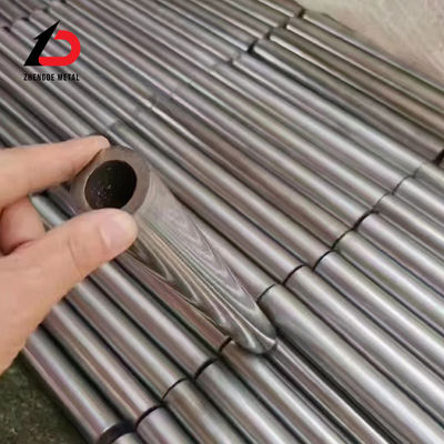 Büyük ve Küçük Kalibreli Soğuk Dolaştırılmış Soğuk Çekici Dikişsiz Karbon Kapillerli Tüp Alaşımlı Çelik Boru Hidrolik / Otomobil Boruları için Hassas Dikişsiz Çelik Boru