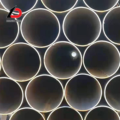 2.1 - 60 mm kalınlığında, petrol boru hattı inşaatı için sıcak valflı karbon çelik kaynaklı boru