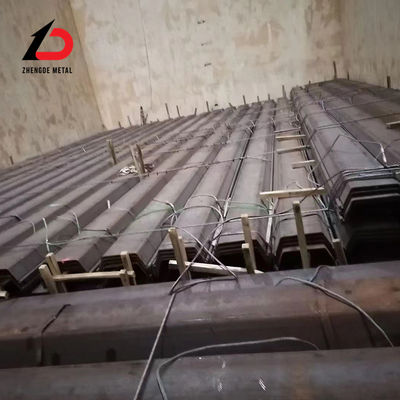 AISI Sy295 Yaprak yığın 600 X 130 Sy390 Type3 Type4 Hafif sıcakta yuvarlanmış