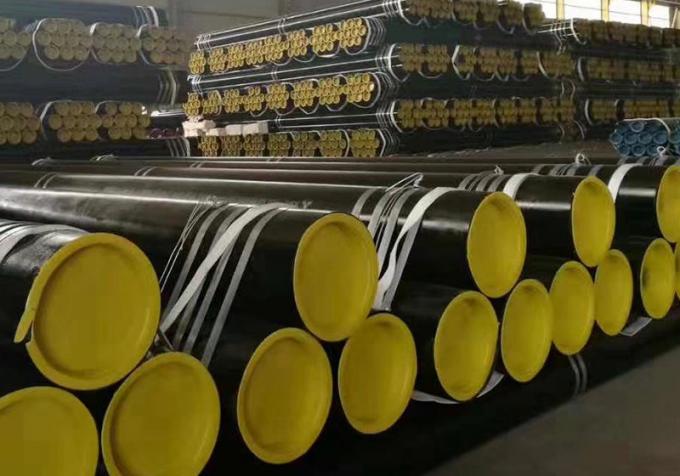 İyi Kalite ASTM A106 / API 5L Sch 40 Sch 80 Sch120 Siyah Boyalı Çelik Dikişsiz Boru Karbon Çelik Boru Hızı 5
